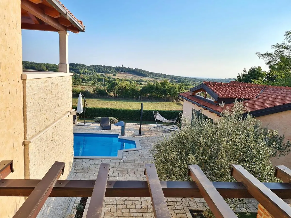 Spacious Villa With Pool, Indoor Jacuzzi And Sauna Near Porec Višnjan Chorvatsko
