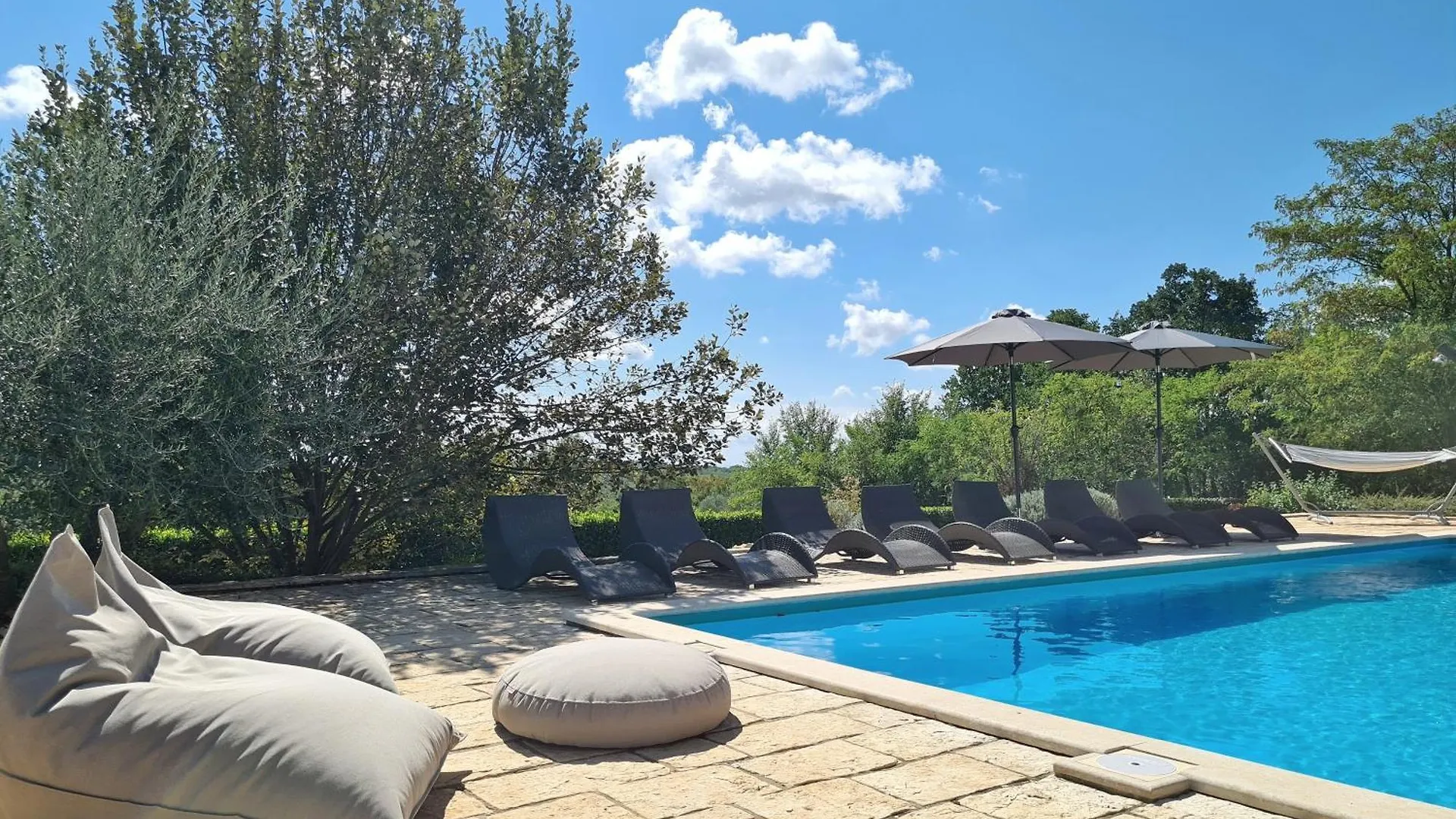 Spacious Villa With Pool, Indoor Jacuzzi And Sauna Near Porec Višnjan