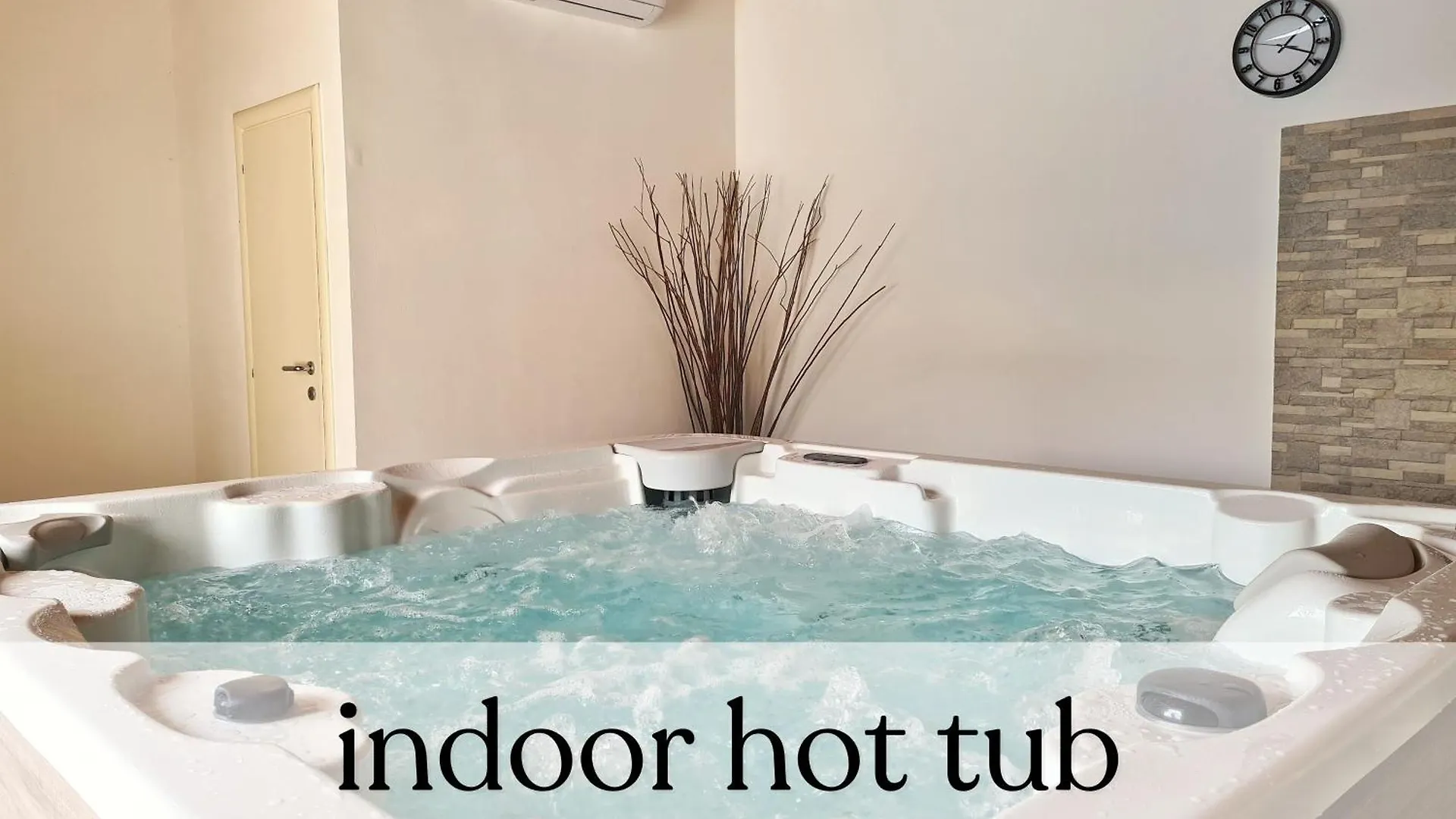 Spacious Villa With Pool, Indoor Jacuzzi And Sauna Near Porec Višnjan Chorvatsko