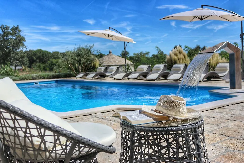Spacious Villa With Pool, Indoor Jacuzzi And Sauna Near Porec
